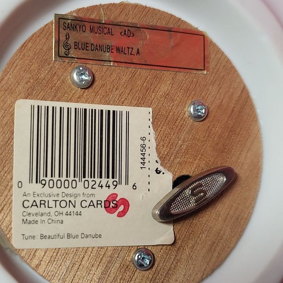 VTG Carlton Cards Hummingbird Music Box Sankyo Plays Beautiful Blue Danube - Picture 7 of 13